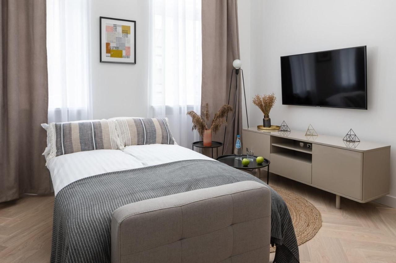 Boduena 4 - Elegant Apartment In Warsaw Centre By Noclegi Renters